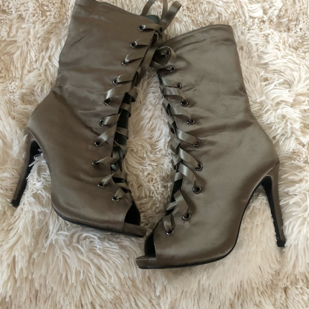 Lace up olive green heels